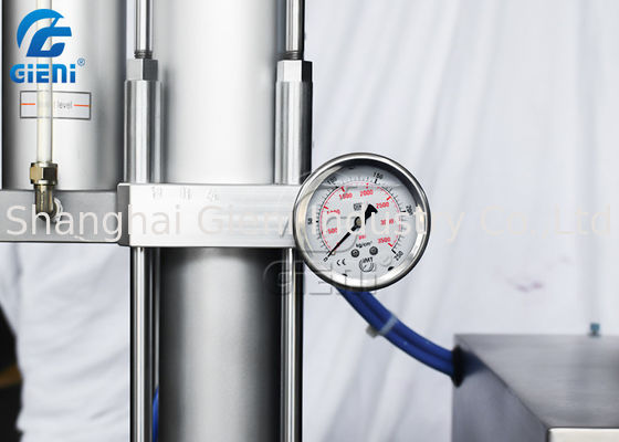 Mesin Press Bubuk Kosmetik Formular Laboratorium Pengumpanan Otomatis