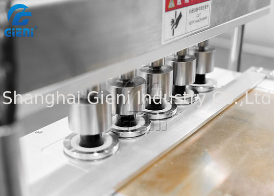 2000pcs / H Glitter Powder Penyemprotan Lipstik Filling Machine Dilepas Kanvas
